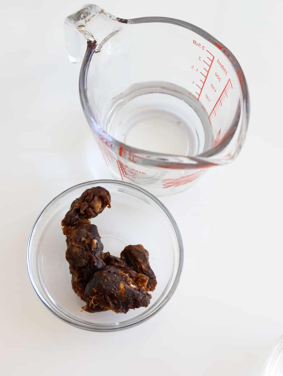 ingredients to make tamarind concentrate