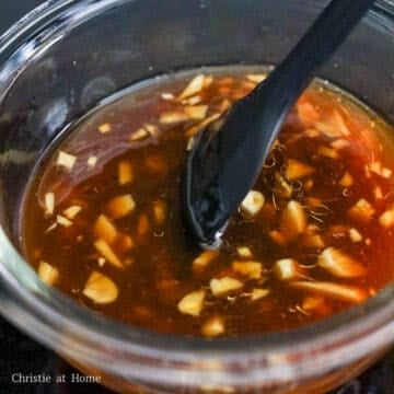 In a small bowl, combine sauce ingredients as listed above and set aside.