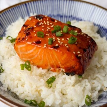 Garnish with green onions