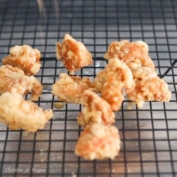 Remove the fried chicken with a slotted spoon and transfer to wire rack or plate lined with paper towels to drain off excess oil. Then quickly season hot chicken with the spice mix.