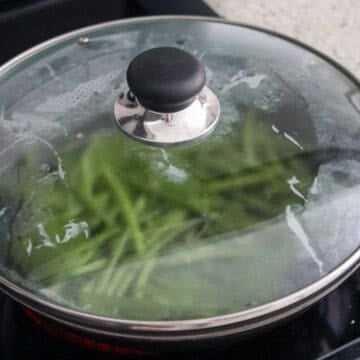 Cover and let this cook for 6-8 minutes for desired texture (6 minutes for crisp beans and 8 minutes for softer beans). Toss occasionally.