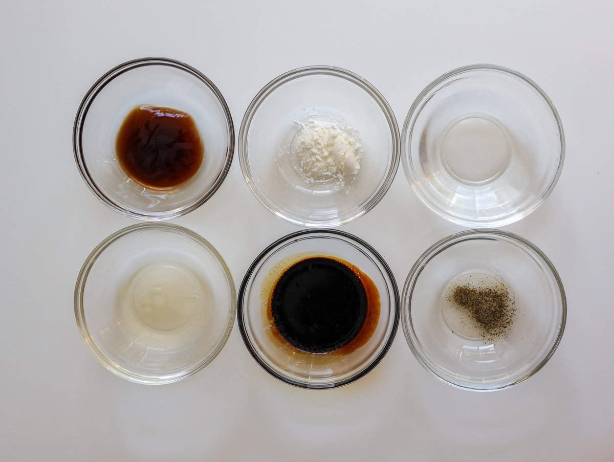 ingredients to make the stir fry sauce