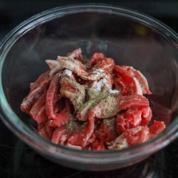 Marinate beef strips with marinade ingredients as listed above for 10 minutes.