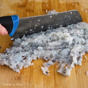 Transfer clean peeled and deveined shrimp to a cutting board and finely mince it with a large knife in a chopping motion until it becomes pasty. You may also use a food processor with a pulsing motion. Transfer the minced shrimp to a large mixing bowl.