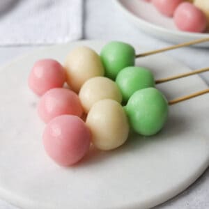 featured image of hanami dango