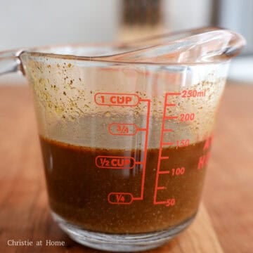 In a small bowl, combine the stir-fry sauce ingredients as listed above. Set aside.