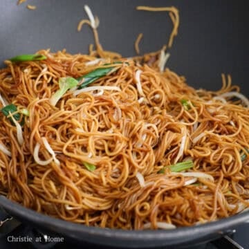 Toss in green onions and bean sprouts until incorporated.