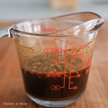 In a small bowl or cup, combine the sauce ingredients as listed above until the sugar dissolves. Set aside.