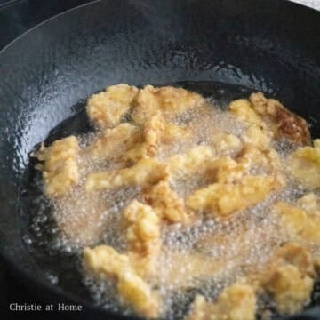Then double fry the fried pork again for another 2-3 minutes until extra crispy and brown. Remove and transfer back to wire rack or paper towel lined plate.