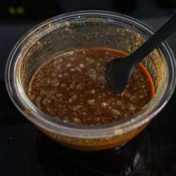 Combine the sauce ingredients.