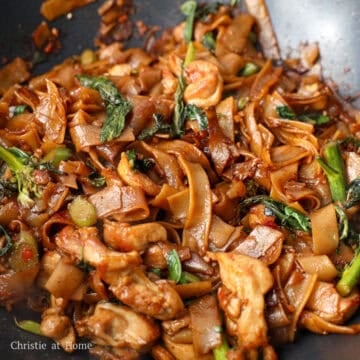 Add in cooked chicken and basil. Gently toss everything together until combined. Serve and enjoy!