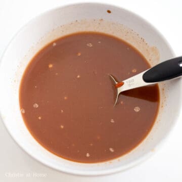 In a small bowl, combine the peking sauce ingredients as listed above and set aside.